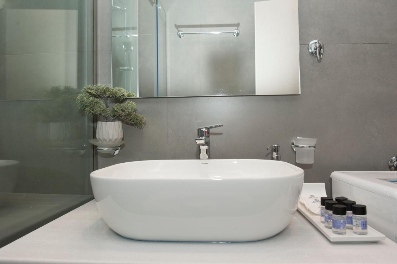 Olympia Luxury Apartment In Marousi 아테네 외부 사진